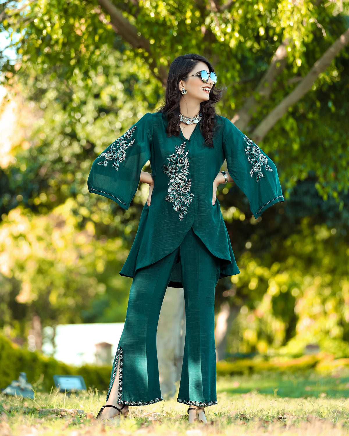 Sana Waqas Fleurs Rouges Emerald – Sana Waqas